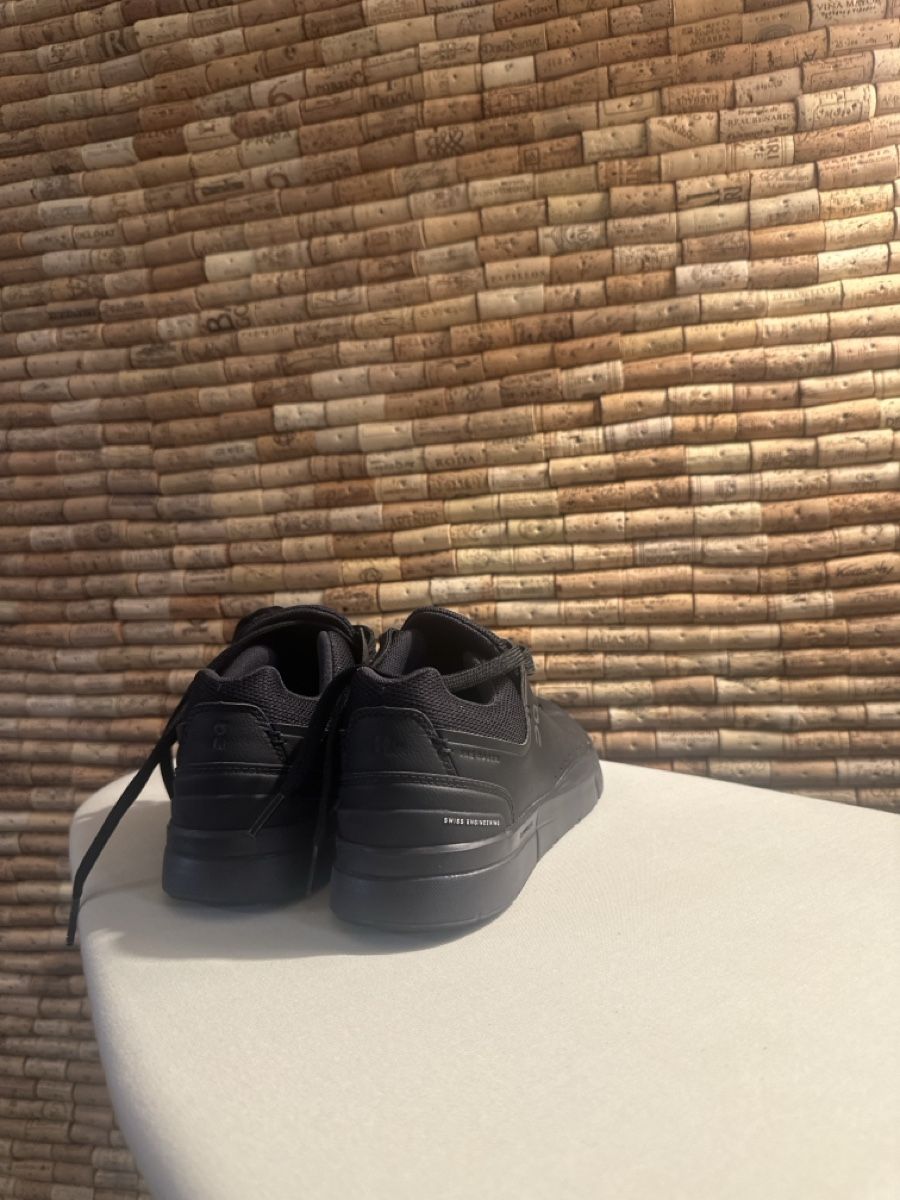 On Scarpe da uomo: On Schuhe the Roger schwarz  – Nuovo (secondo la descrizione) da Richterswil venduto da 1808 2