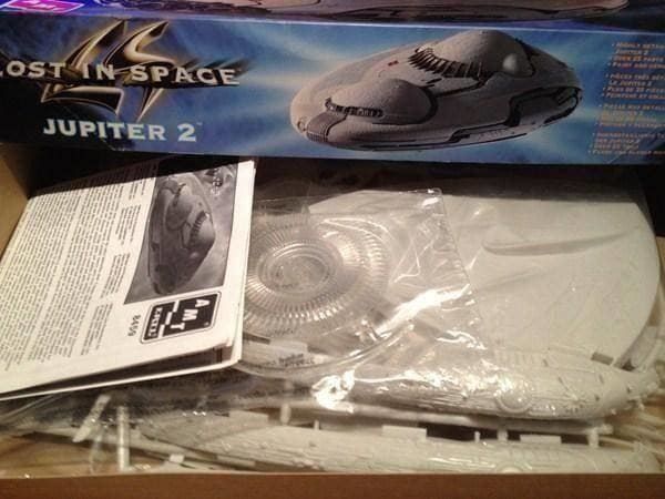 Kits de montage: LOST IN SPACE - "ROBOT" &  "JUPITER2" – Neuf (Voir description) à Dürnten par Nexomynon 5