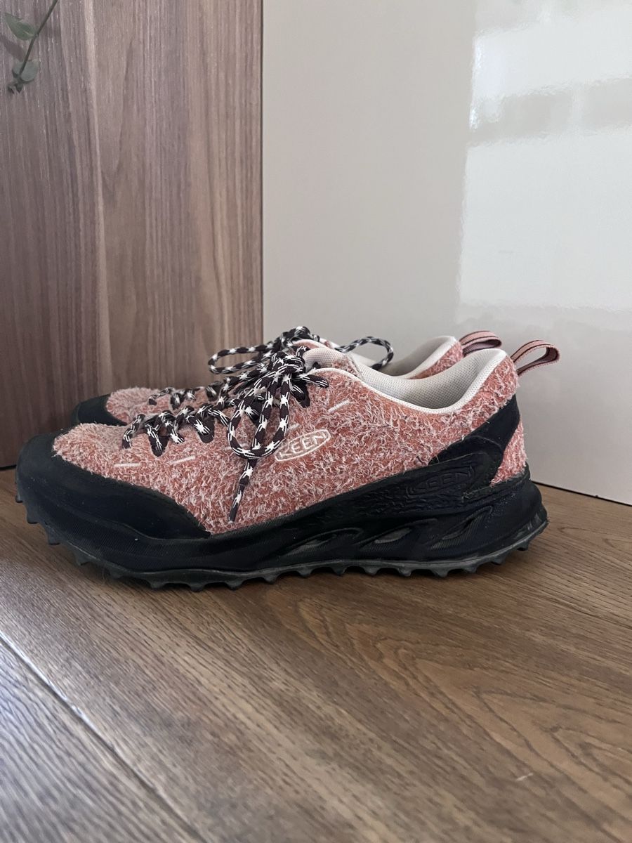 Keen Scarpe da uomo: Pink Keen sneakers – Usato da Biel/Bienne venduto da Jldiee 1