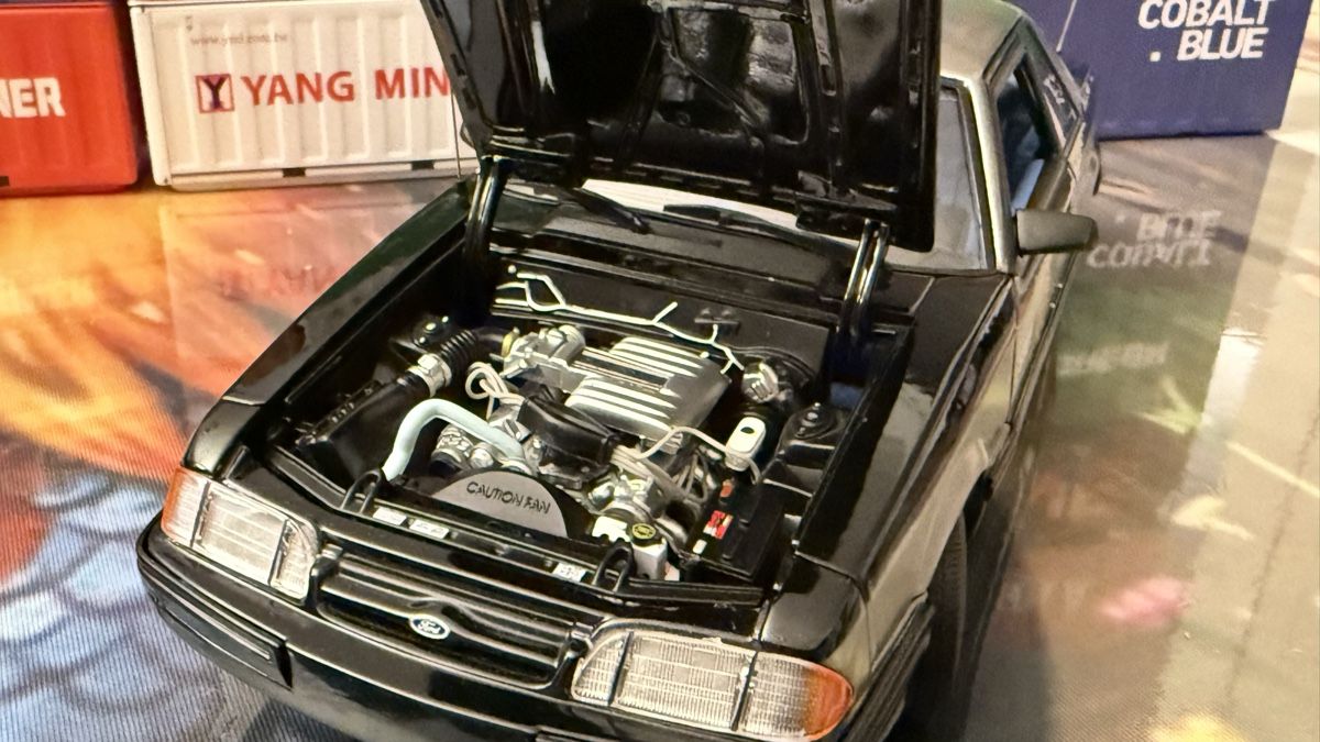 GMP Modellini d'auto: Modellauto 1993 Ford Mustang 5.0 SSP State Trooper – Usato da Basel venduto da Zomeg 2
