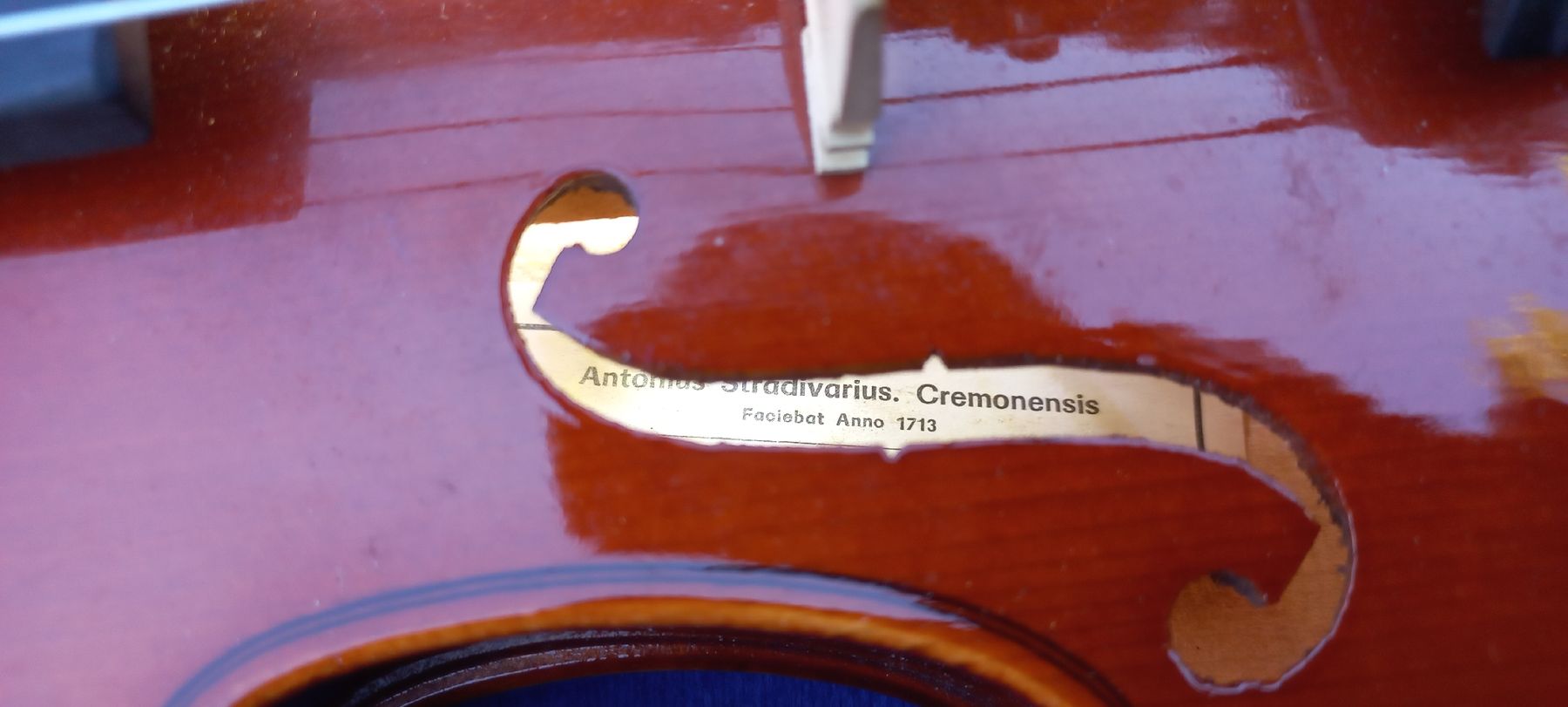 Strumenti musicali:  Geige 1/2 – Nuovo (secondo la descrizione) da Schaffhausen venduto da raj_f5dm