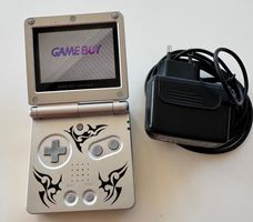 Console Game Boy Advance SP Tribal AGS-101 avec chargeur