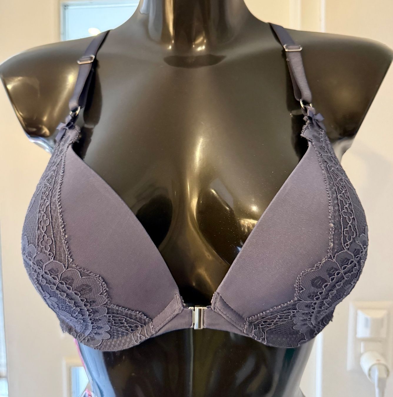 Altra biancheria intima: Palmers Push Up BH m. Frontverschluss blau m. Spitze 75/80C – Usato da Engelburg venduto da mamalanima