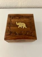 Kleine Holzbox aus Indien