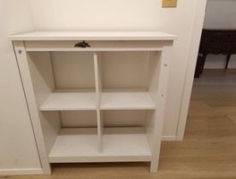 Étagère blanche à quatre cases : 92x80x35cm