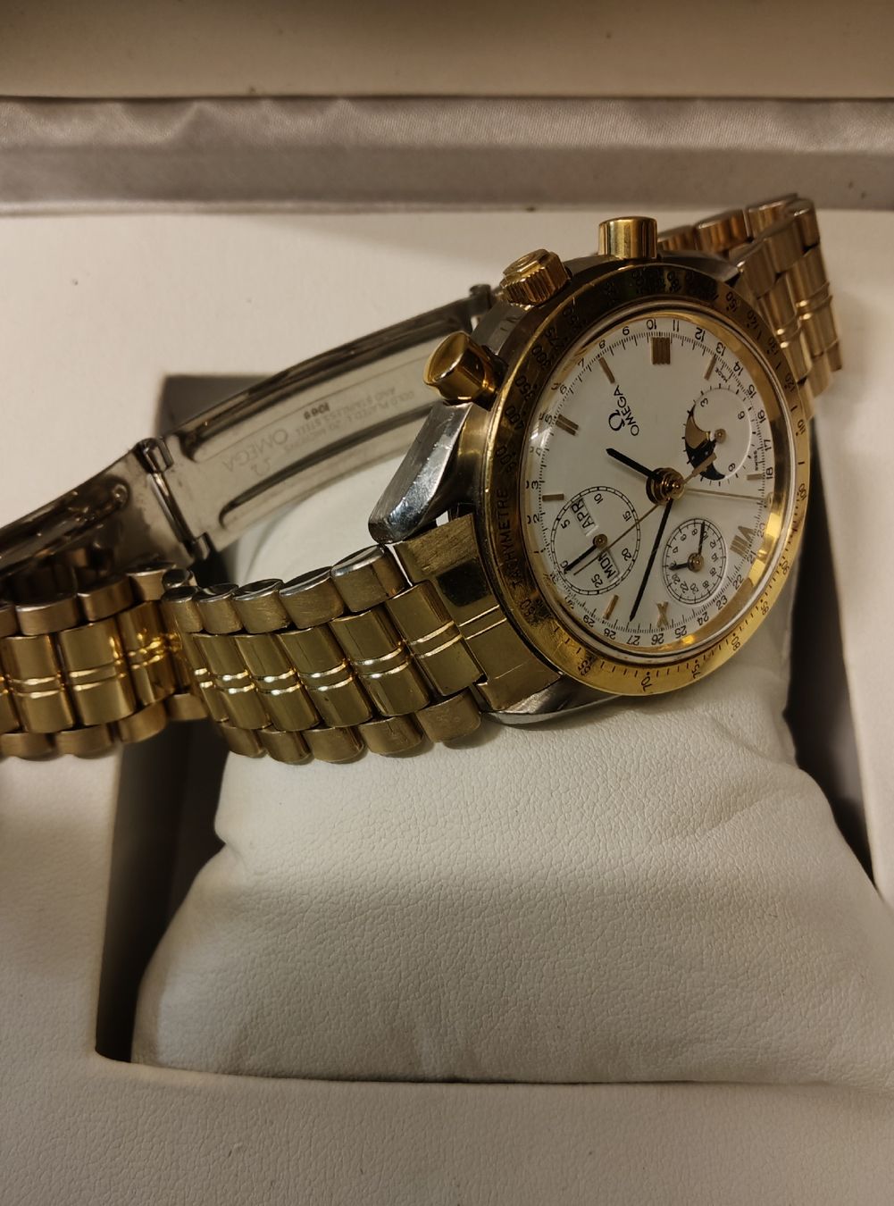 Omega Orologi: Omega Speedmaster 18k Phase  Lune 39MM Cadran Blanc – Usato da Boll venduto da BollArtAntik 3
