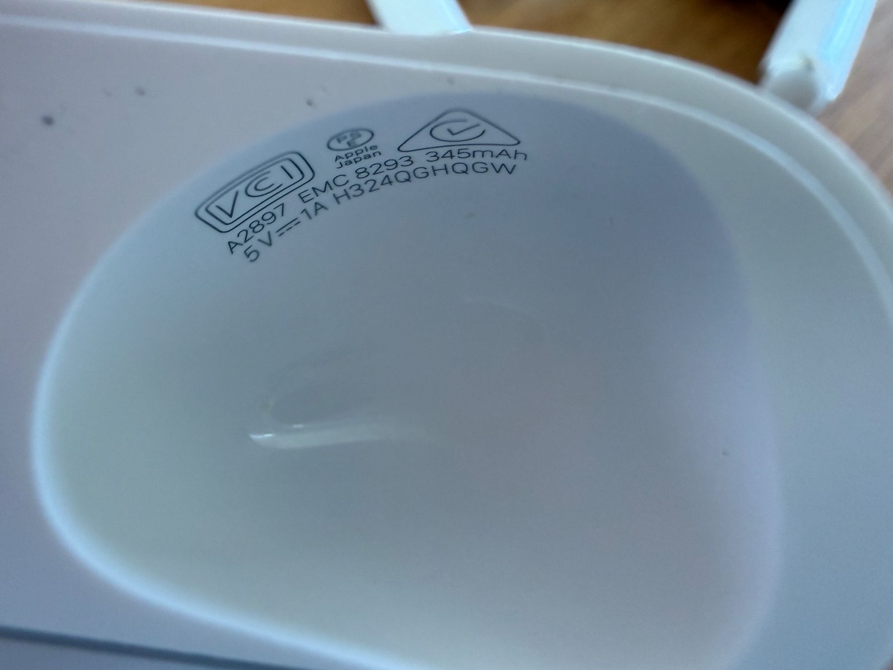 Apple Cuffie: APPLE AirPods 3 – Usato da Lausanne venduto da Nine1982 2