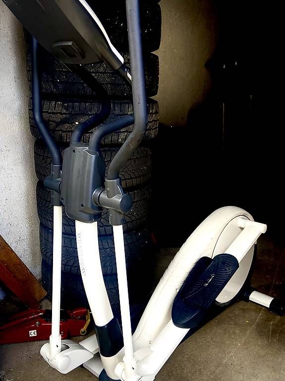 Vélos d'appartement: Kettler vélo elliptique  – D'occasion à Le Noirmont par Leszukis