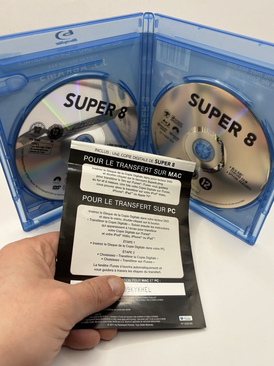 Tutti i DVDs: Blu-Ray Super 8 Spielberg Abrams + DVD + Copie Digitale – Usato da Genève venduto da sho_67qj 2