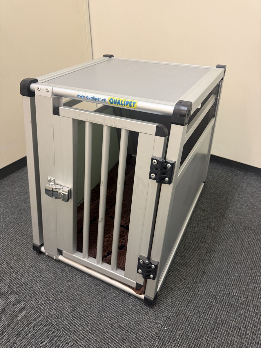 Gabbie, trasporto & Sicurezza: Hundebox  Auto Box Aluminium  – Usato da Bern venduto da Chooster