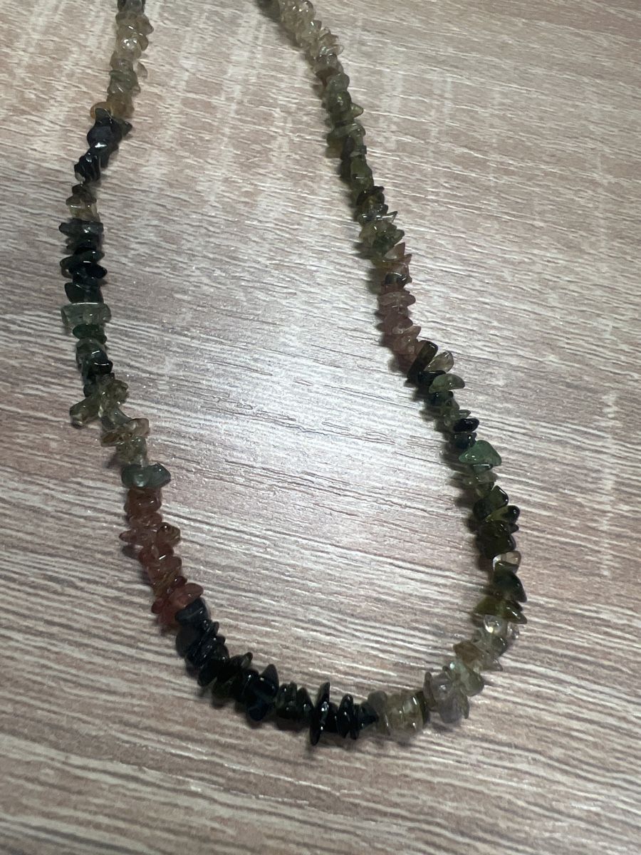 Catenine: Schöne Turmalinkette, Rohsteine – Usato da Rorschach venduto da TrendyDeals 1