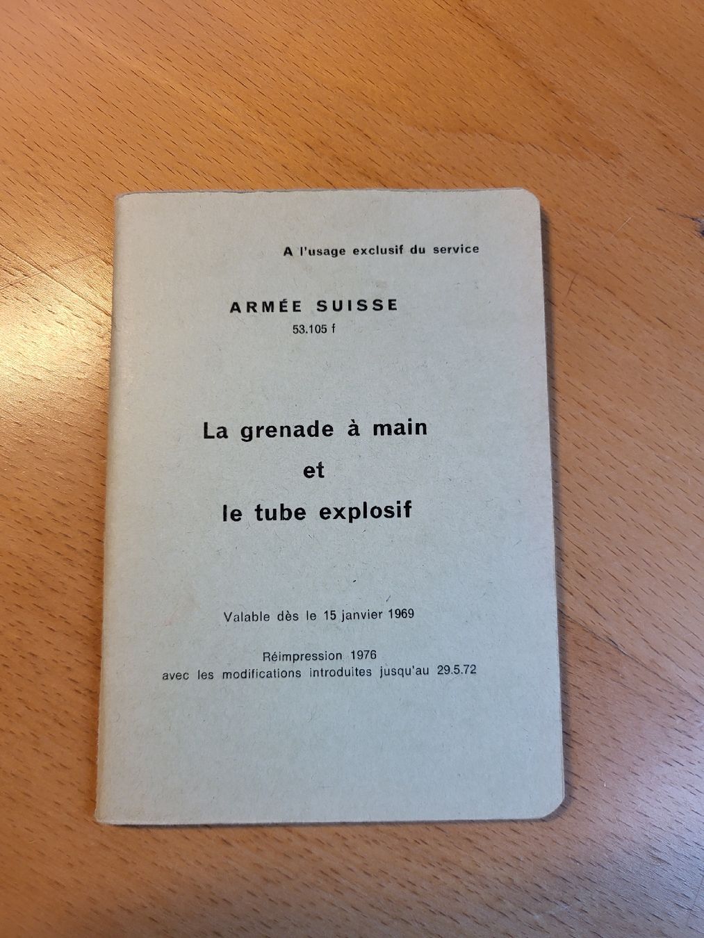 Livres: Règlement "La grenade à main et le tubes explosif" – D'occasion à Massongex par Jalon71