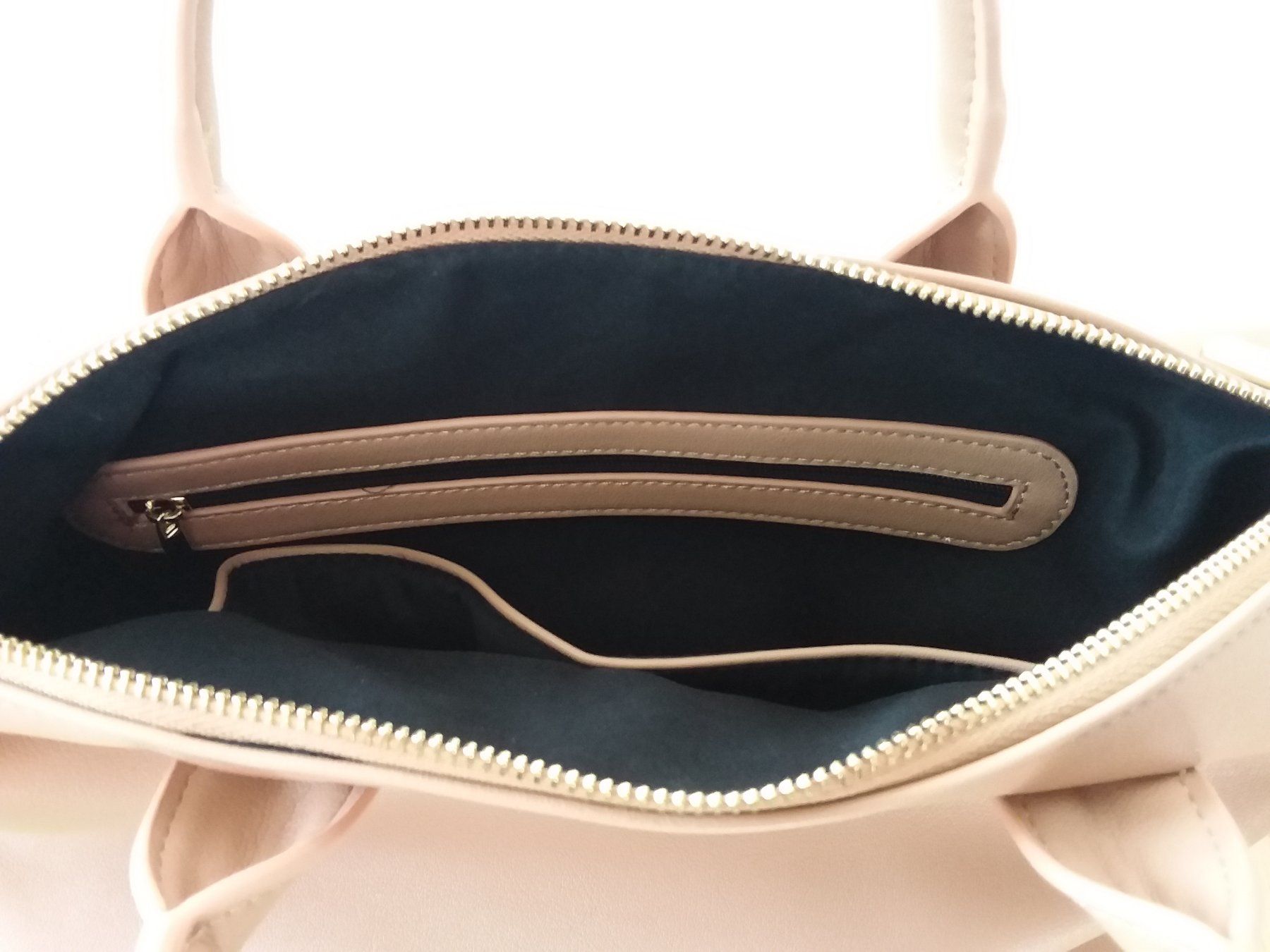 Borse da donna: NEUE Elegante Umhängetasche, beige – Nuovo e nell'imballaggio originale da Uitikon Waldegg venduto da Risibisi7 4