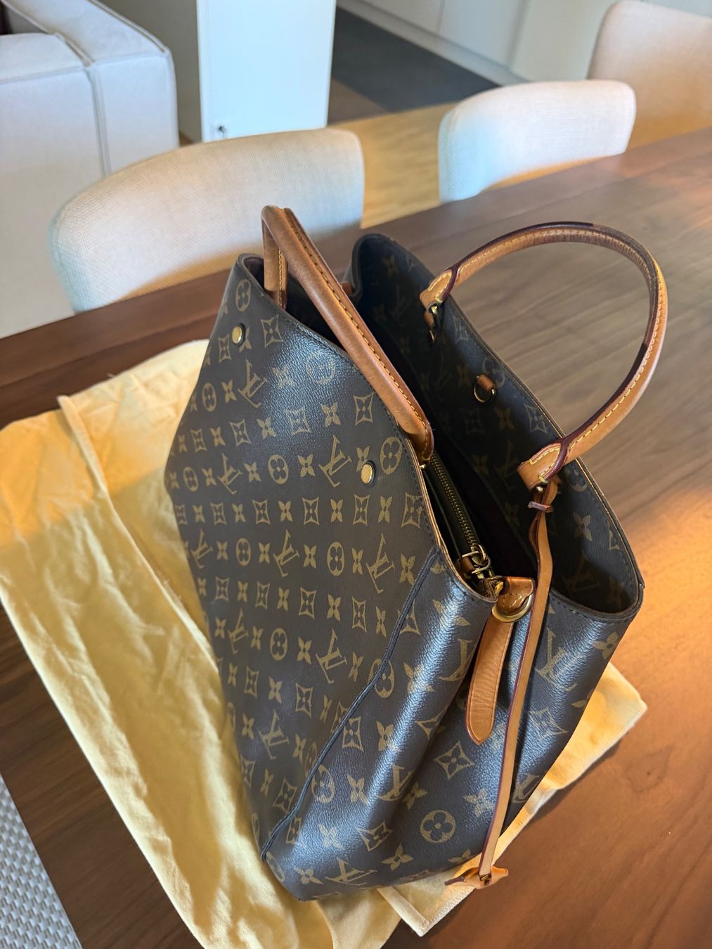 Louis Vuitton Borse da donna: Louis Vuitton Handtasche Monogram Canvas gebraucht – Usato da Zürich venduto da Ani8106 1
