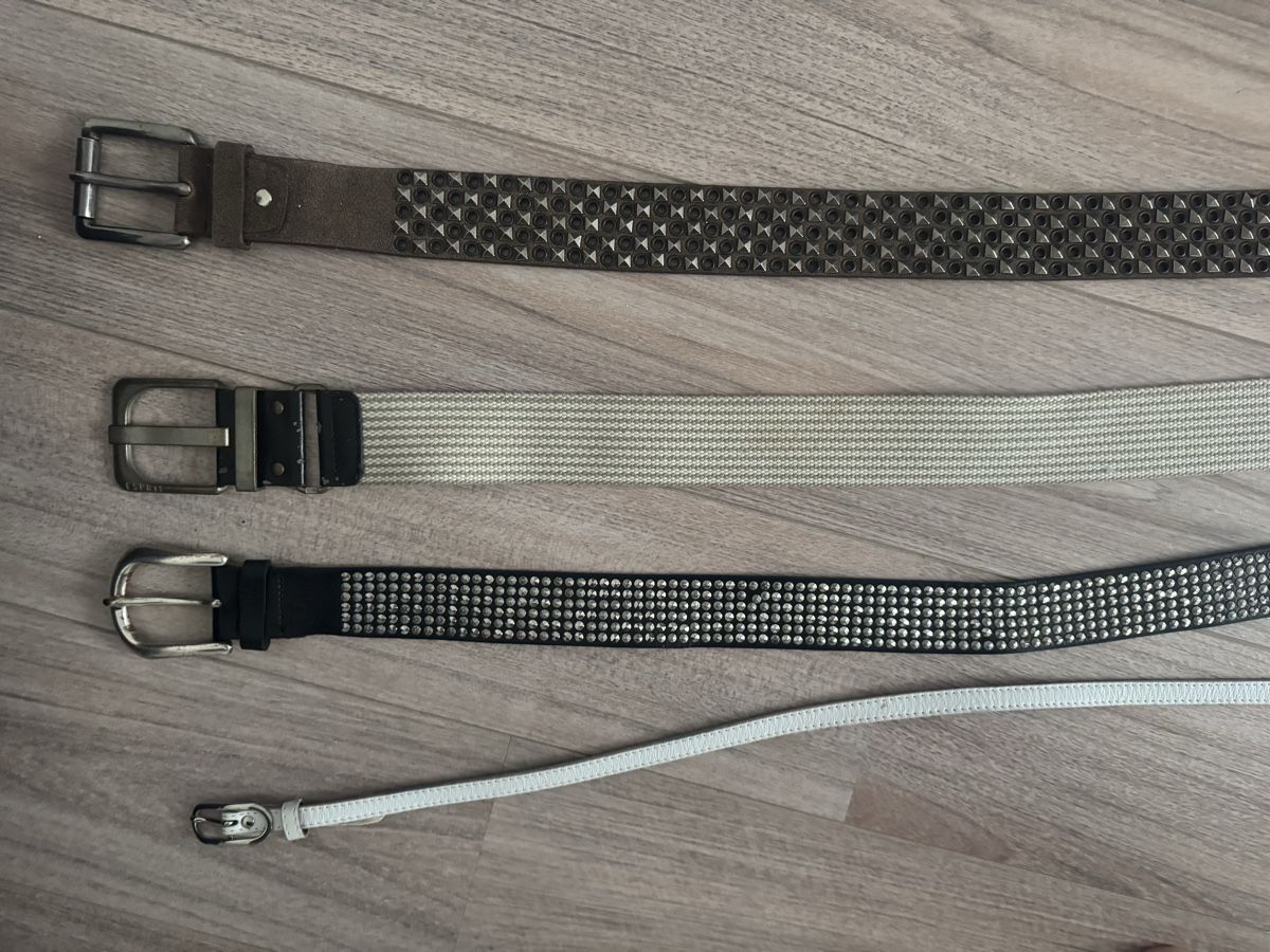Cinture: 4 Stk. Damen Gürtel Set Gr: 85 – Usato da Bonstetten venduto da MJ45