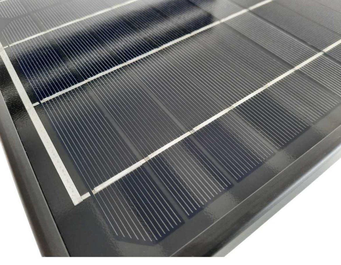 Dispositivi a energia solare: Solarpanel 20 Watt - Black – Nuovo e nell'imballaggio originale da Oetwil am See venduto da AutoSolar 5