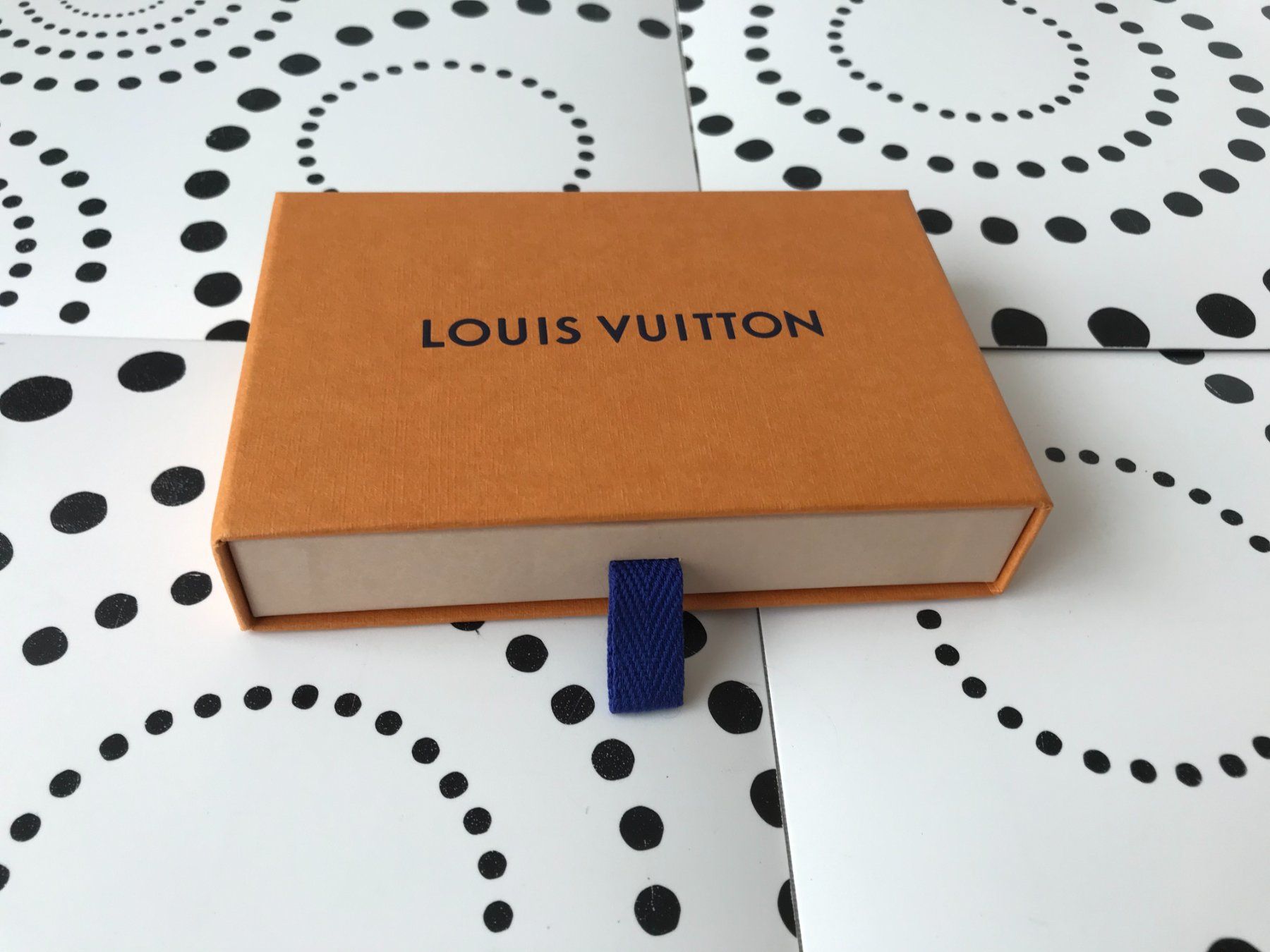 Louis Vuitton Altro in Decorazioni & Accessori: LOUIS VUITTON ORIGINAL - CARTON BOX CASE - NEW !!! – Nuovo (secondo la descrizione) da Epalinges venduto da dream-watch 2
