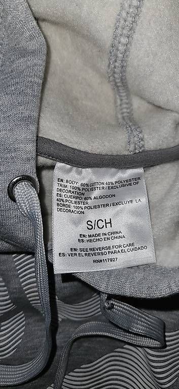 Maglioni & Felpe: Adidas Hoodie grau – Usato da wängi venduto da haa_6pqc 1