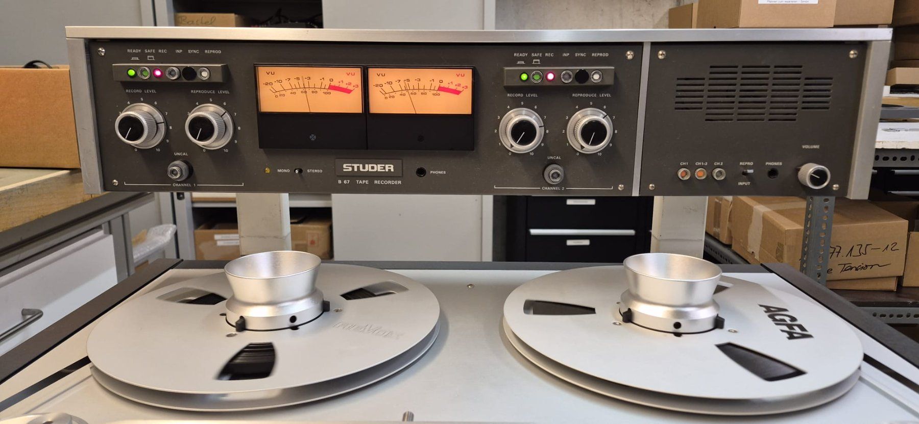 Studer Apparecchi a nastro: STUDER A80R Mastermaschine mit VU Meter Bridge... – Usato da Lohn-Ammannsegg venduto da Techtrading-GmbH 4