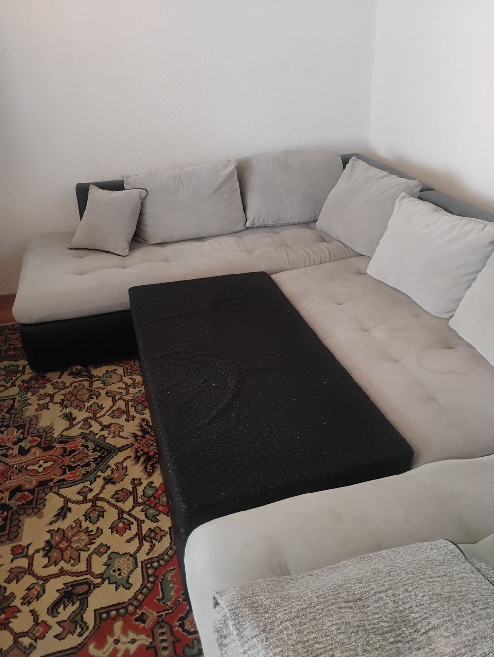 Divani: Gratis. Grosses Ecksofa, Bettsofa. Abholung im EG – Usato da Zollikofen venduto da AT2017 3