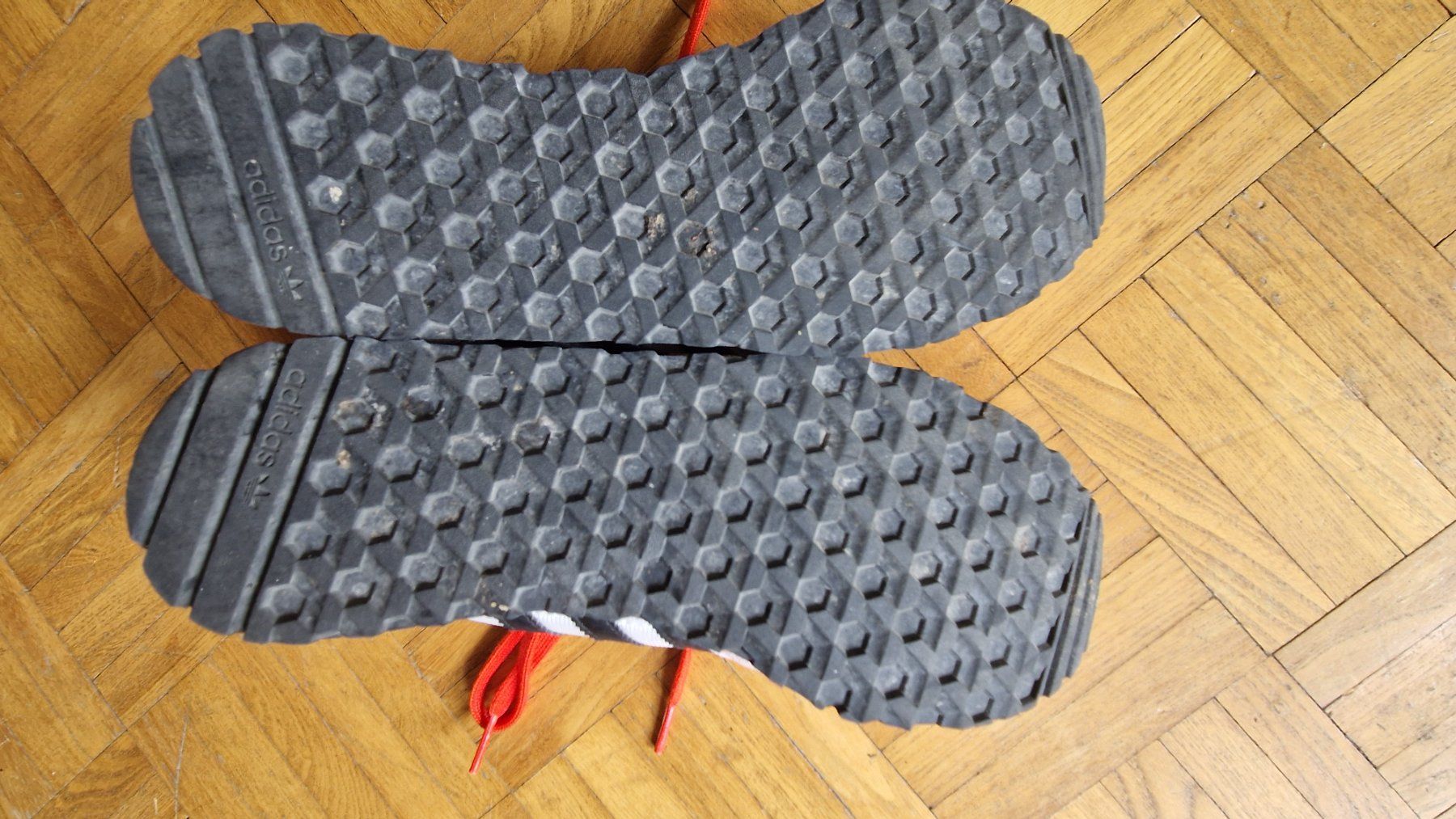 Adidas Damenschuhe: Adidas in weiss/rosa/blau – Gebraucht aus Zürich von lilu010 3