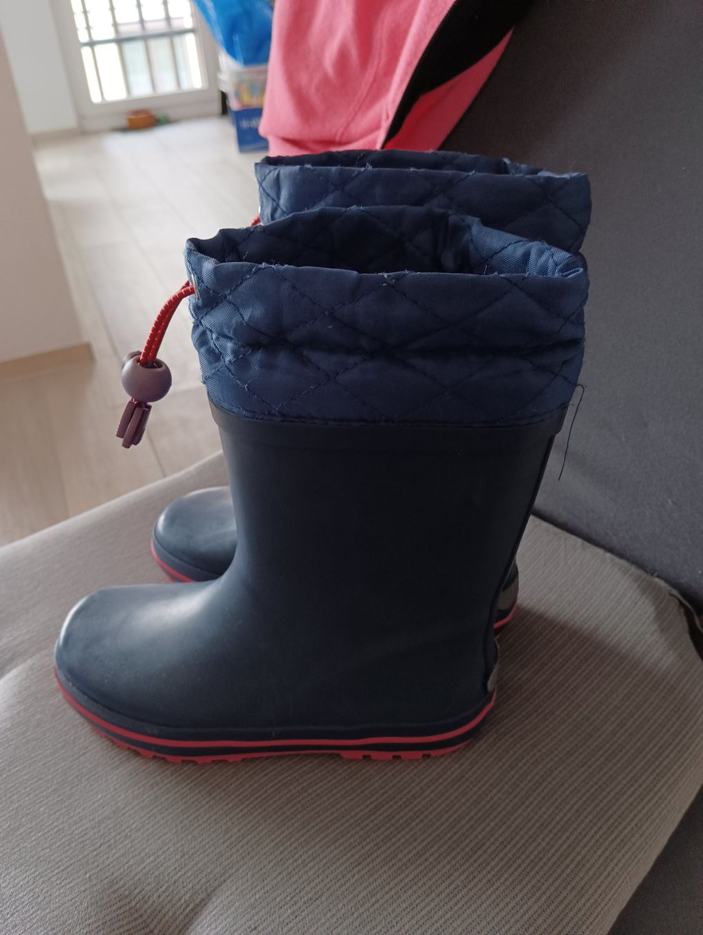 Scarpe per ragazzi: Gummistiefel Regenstiefel Kinder Gr. 30 – Usato da Schöfflisdorf venduto da kin_2dp9 2