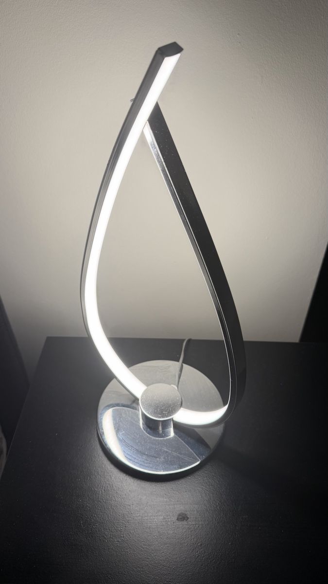 Lampade: Tischlampe modern LED chrom neuwertig 2st  – Usato da Basel venduto da tho_bei 2