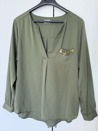 H&M Conscious Bluse khaki Gr. 38 mit Schmuckdetail!