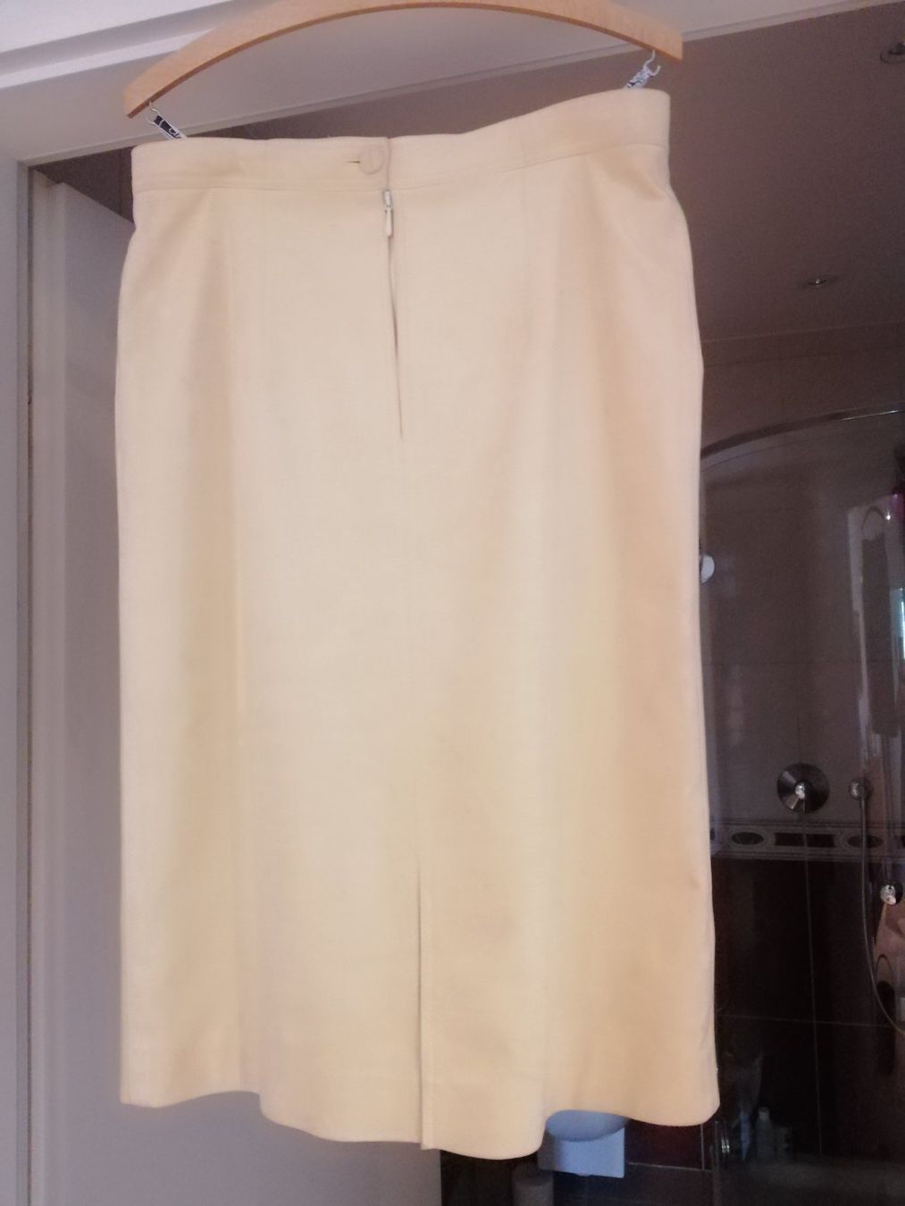 Gonne: Alcantara Jupe, Couture – Usato da Rheinfelden venduto da Cleopatra2000 1
