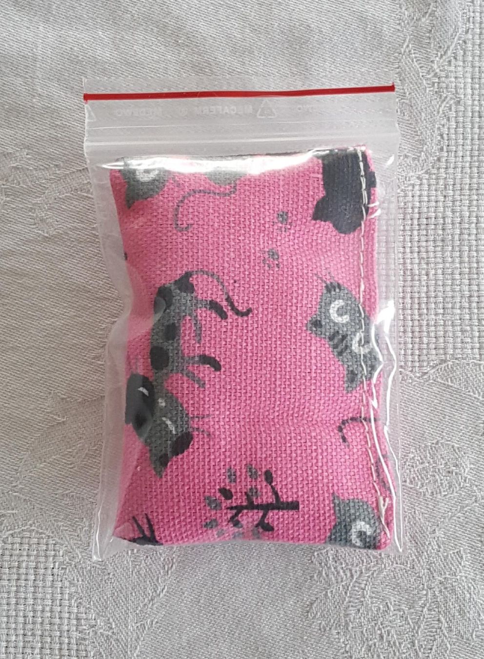 Giocattoli: Katzenspielzeug / Baldriankissen – Nuovo (secondo la descrizione) da Leimbach TG venduto da easydiver87