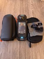 Insta360 X4 360° Action Cam mit Zubehör