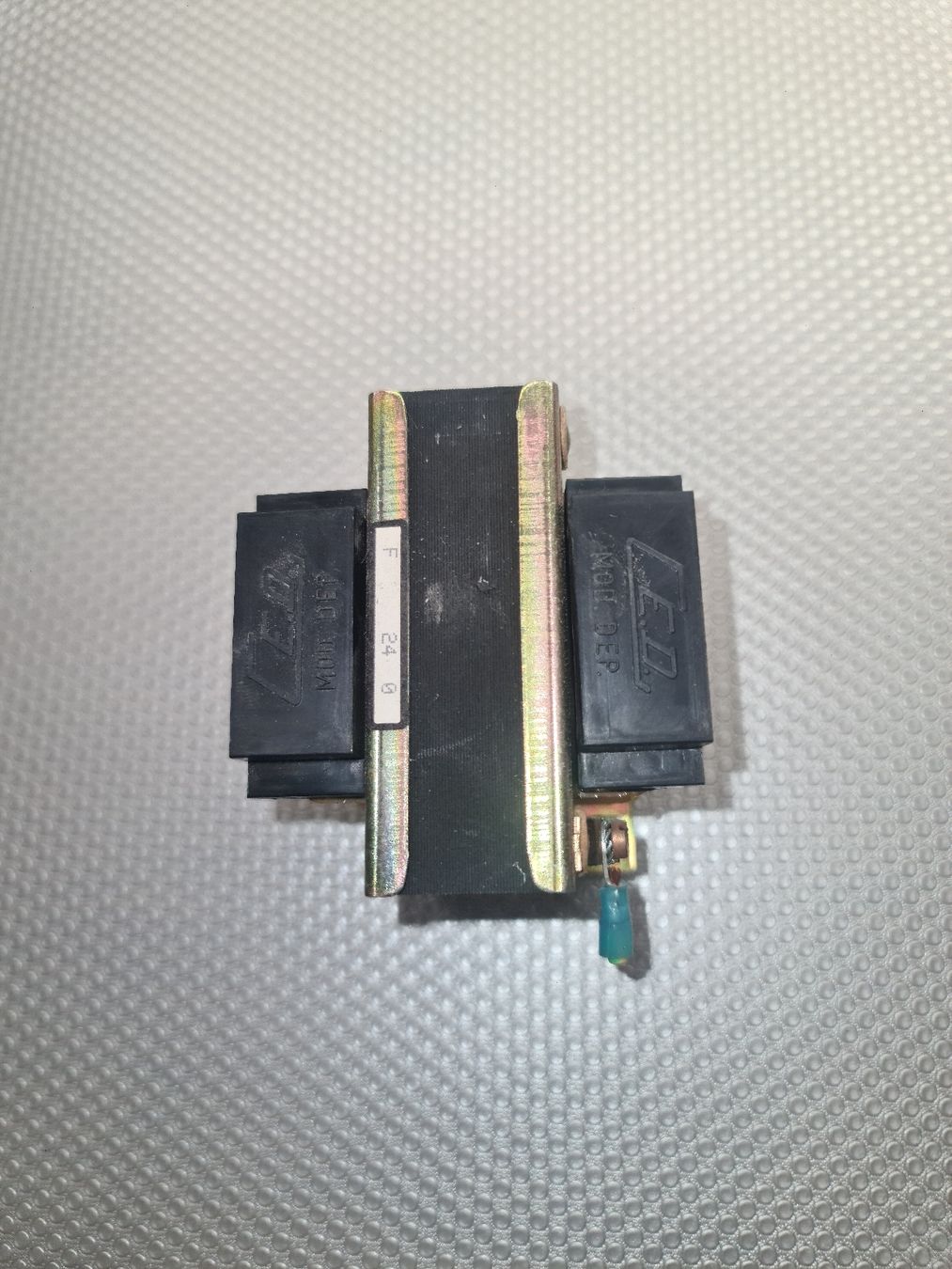Metall- & Schlosserei Sonstiges: Eisenkerntrafo 230/24V – Gebraucht aus Neunkirch von MaElekt