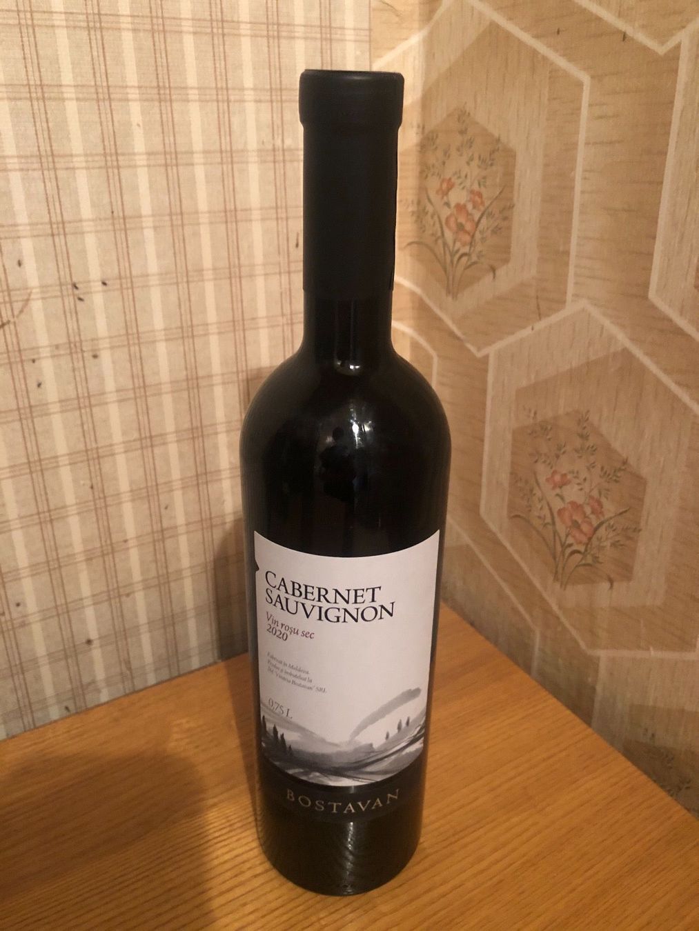 Vino: Cabernet Sauvignon von BOSTAVAN, Moldawien – Nuovo e nell'imballaggio originale da Wald ZH venduto da mlnt 2