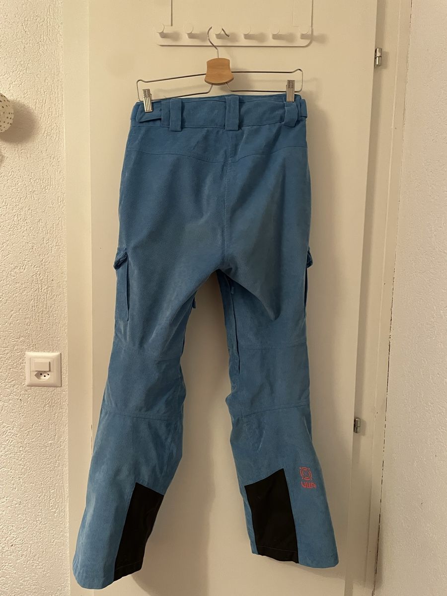 Helly Hansen Pantaloni: Pantalons de ski Hellyhansen – Usato da Lavigny venduto da Lea_9rxv 1