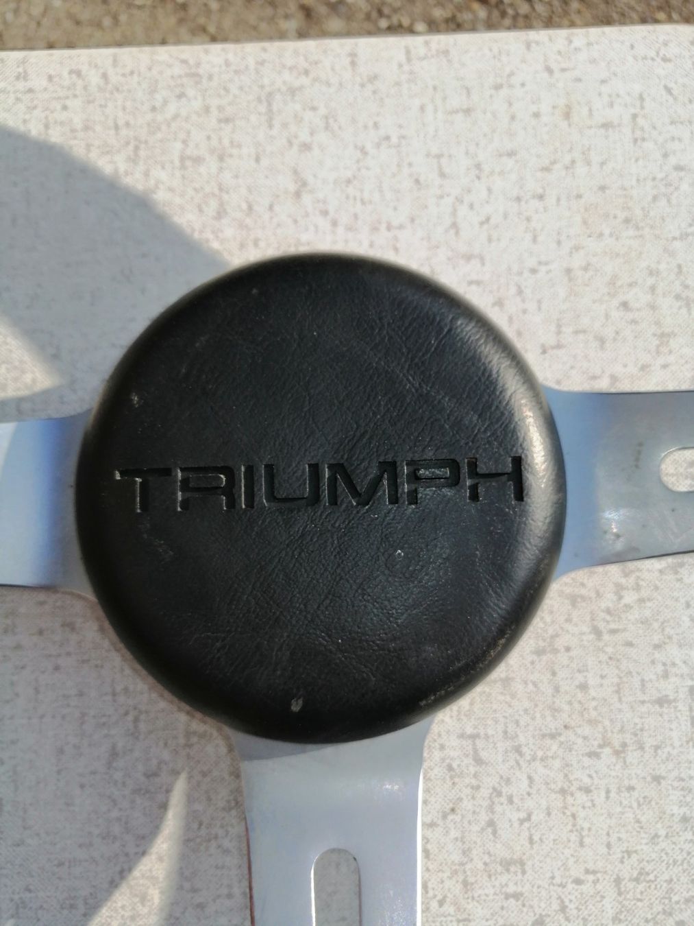 Triumph Tutti pezzi di ricambio auto: Volant  Triumph Dolomite  Sprint – Usato da Cheyres venduto da Capitain 2