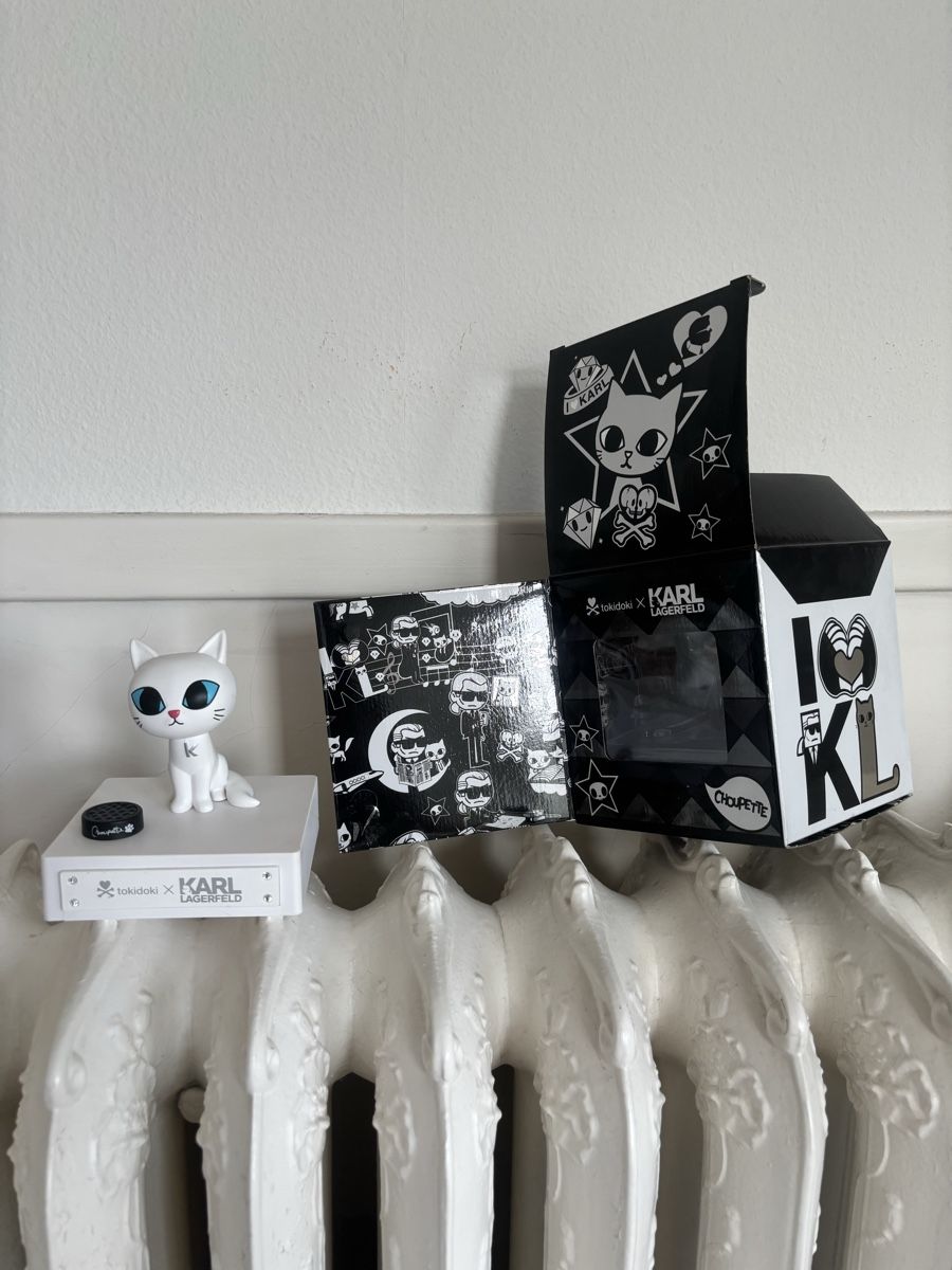 Statuette: Tokidoki x Lagerfeld Choupette Figur – Nuovo (secondo la descrizione) da Luzern venduto da serif23 1