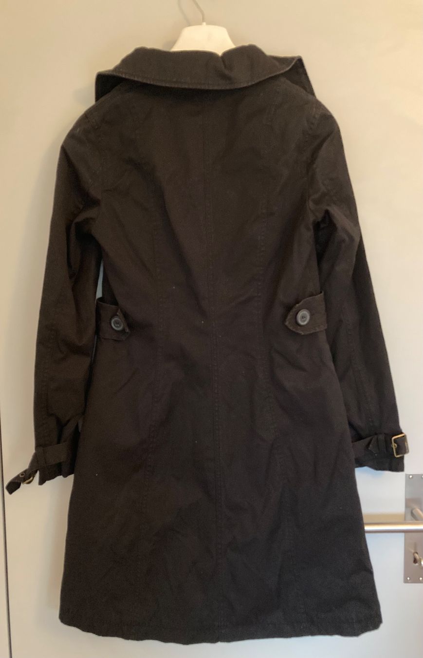 H&M Cappotti: H&M Trenchcoat, schwarz, NEU, Gr. 38 – Nuovo e nell'imballaggio originale da Schlieren venduto da cotopaxi06 1