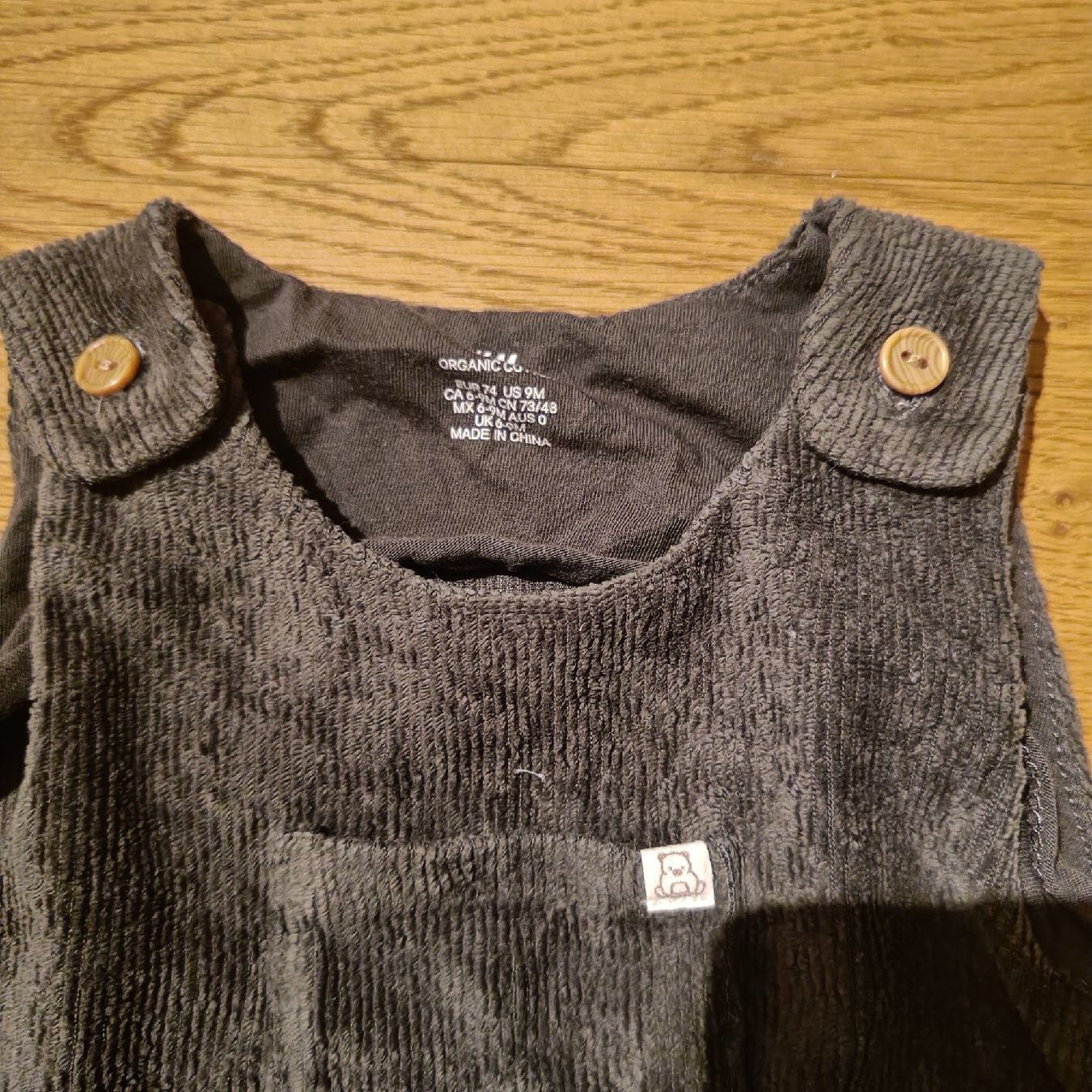 H&M Pantaloni: Latzhose Grösse 74 H&M – Usato da Jaberg venduto da urig17. 1