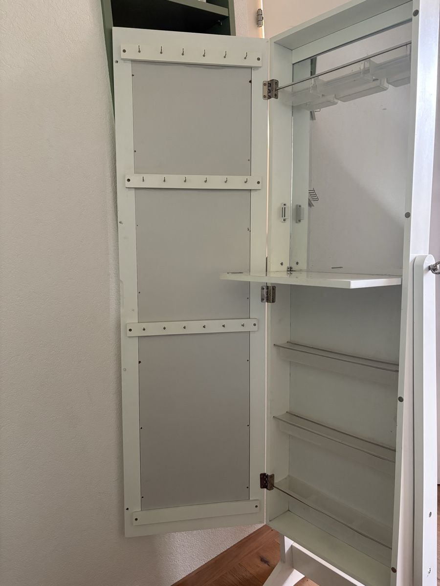 Spiegel: Spiegelschmuckschrank – Gebraucht aus Thalheim von floal.852 3