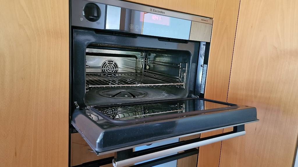 Electrolux Fours: Electrolux Backofen / Steamer klein – D'occasion à Nürensdorf par Romulus7 1