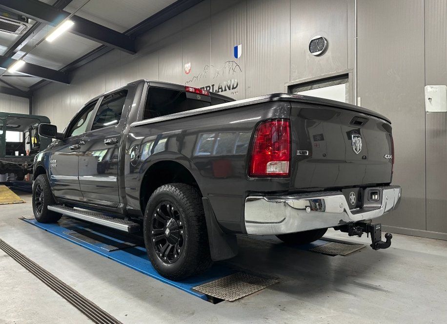 Dodge Automobili: DODGE 1500 V6 3,6 LITER 309 PS – Usato da Flühli LU venduto da Overland_Motors 2
