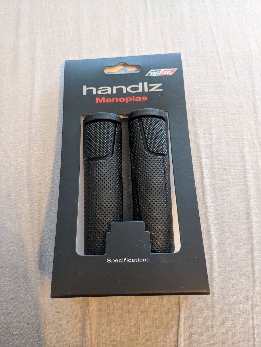Ersatzteile: Poignée vélo neuves – Neu und originalverpackt aus Crans-Montana von Mlrst 2
