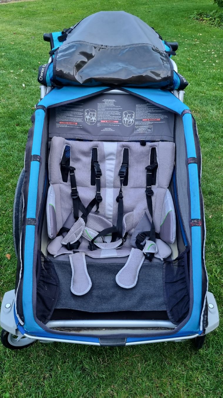 Thule Rimorchi: Thule Chariot CX2 mit Zubehör – Usato da Eglisau venduto da naminaso 4