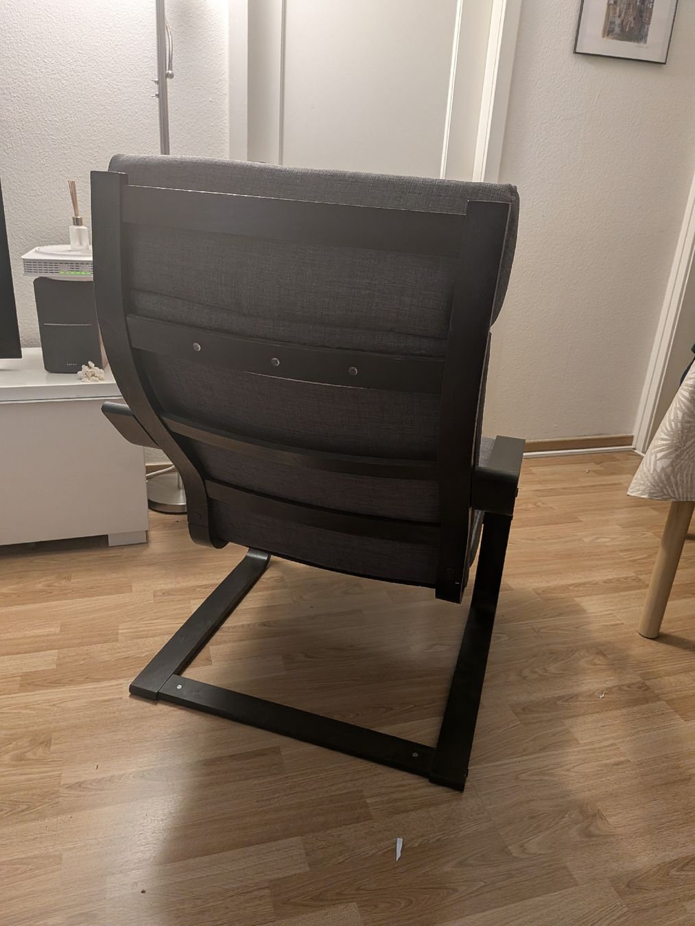 Ikea Poltrone: IKEA Armchair dark grey fabric frame good condition – Usato da Zürich venduto da cha_nx9f 1