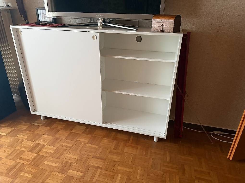 Cassettiere: Komode / Fernsehmöbel – Usato da Kappelen venduto da Ushy08 1