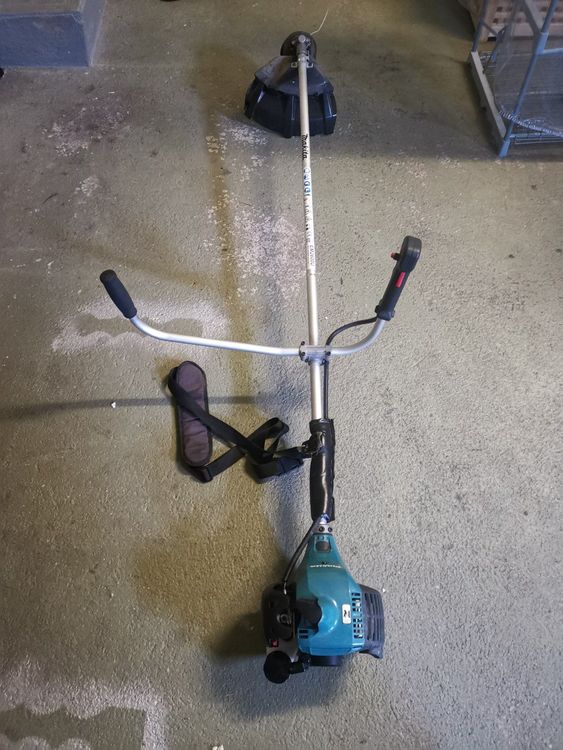 Makita EM2600U Benzin Motorsense Kaufen auf Ricardo