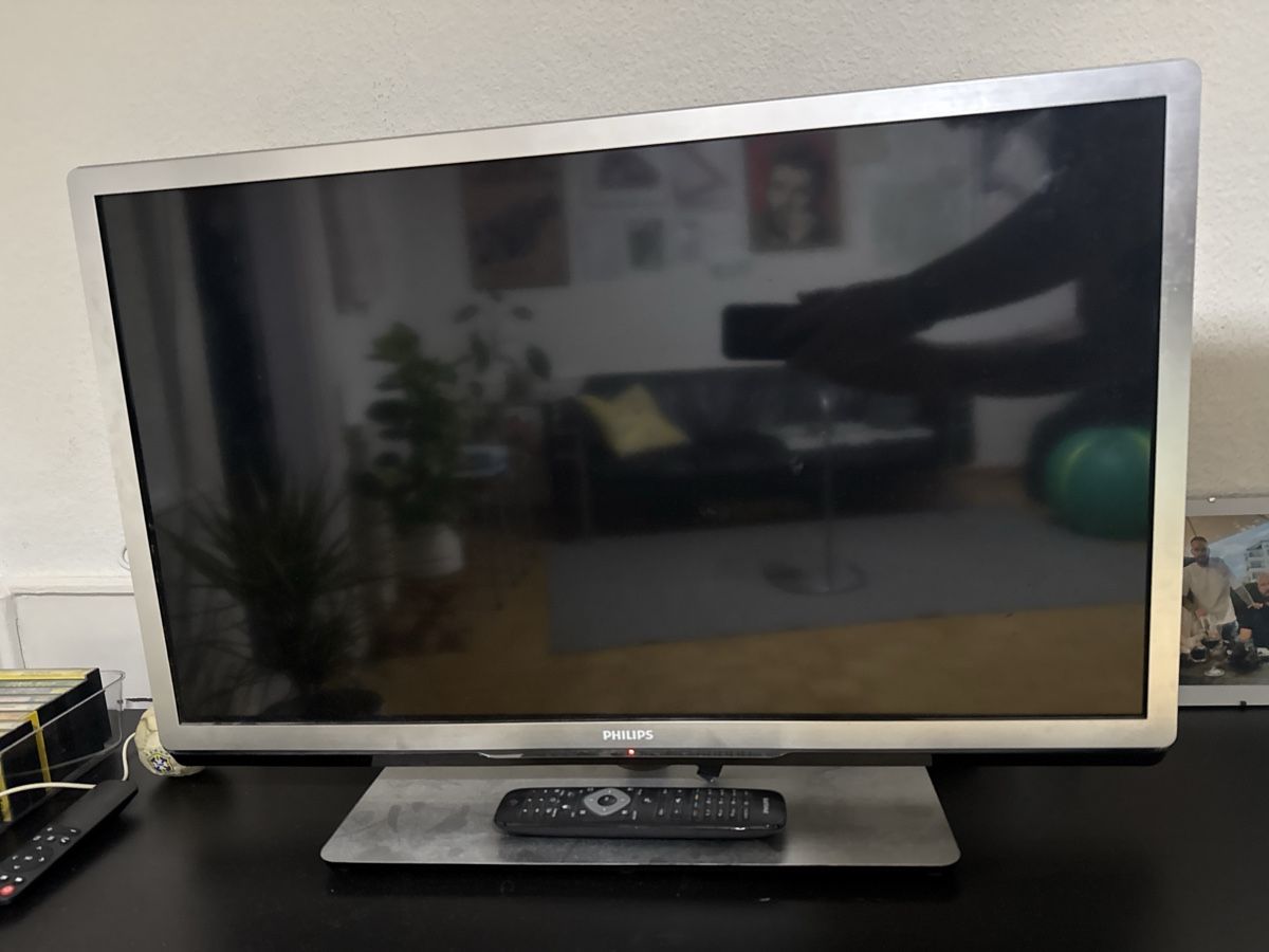 Philips Fernseher: TV PHILLIPS – Gebraucht aus Biel/Bienne von gra_8rv5