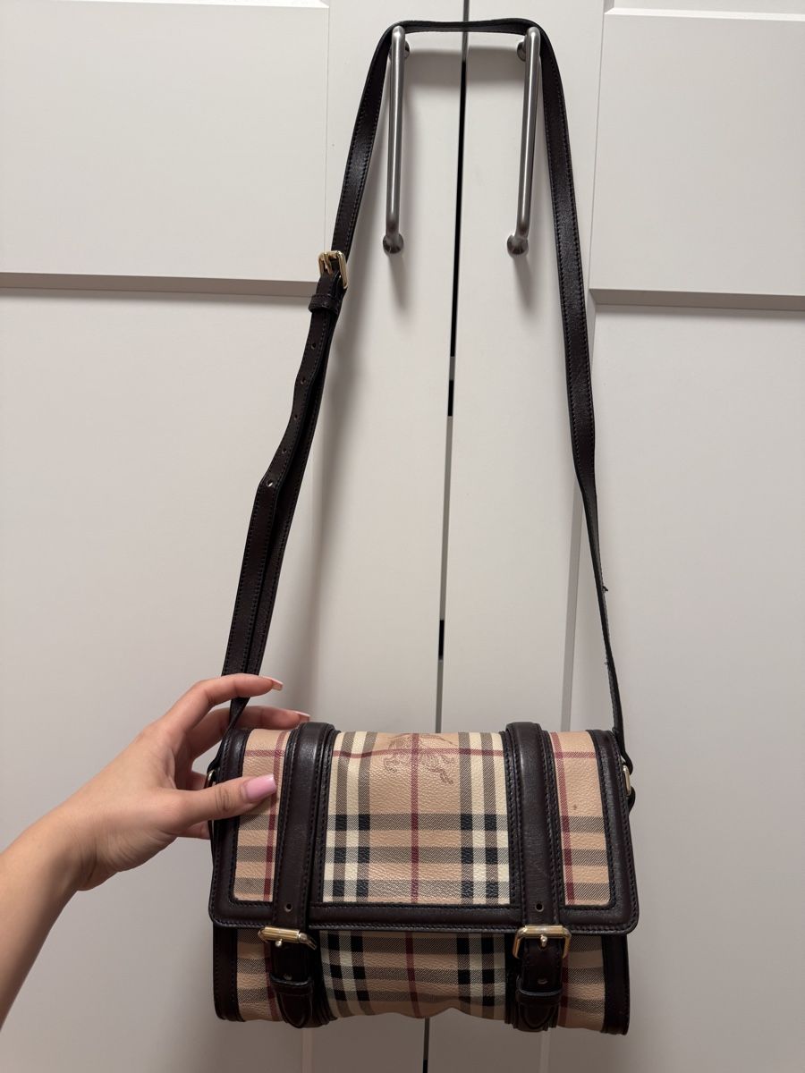 Burberry Borse da donna: Burberry Schultertasche ab 1.- ! – Usato da Lohn-Ammannsegg venduto da aemu12 5