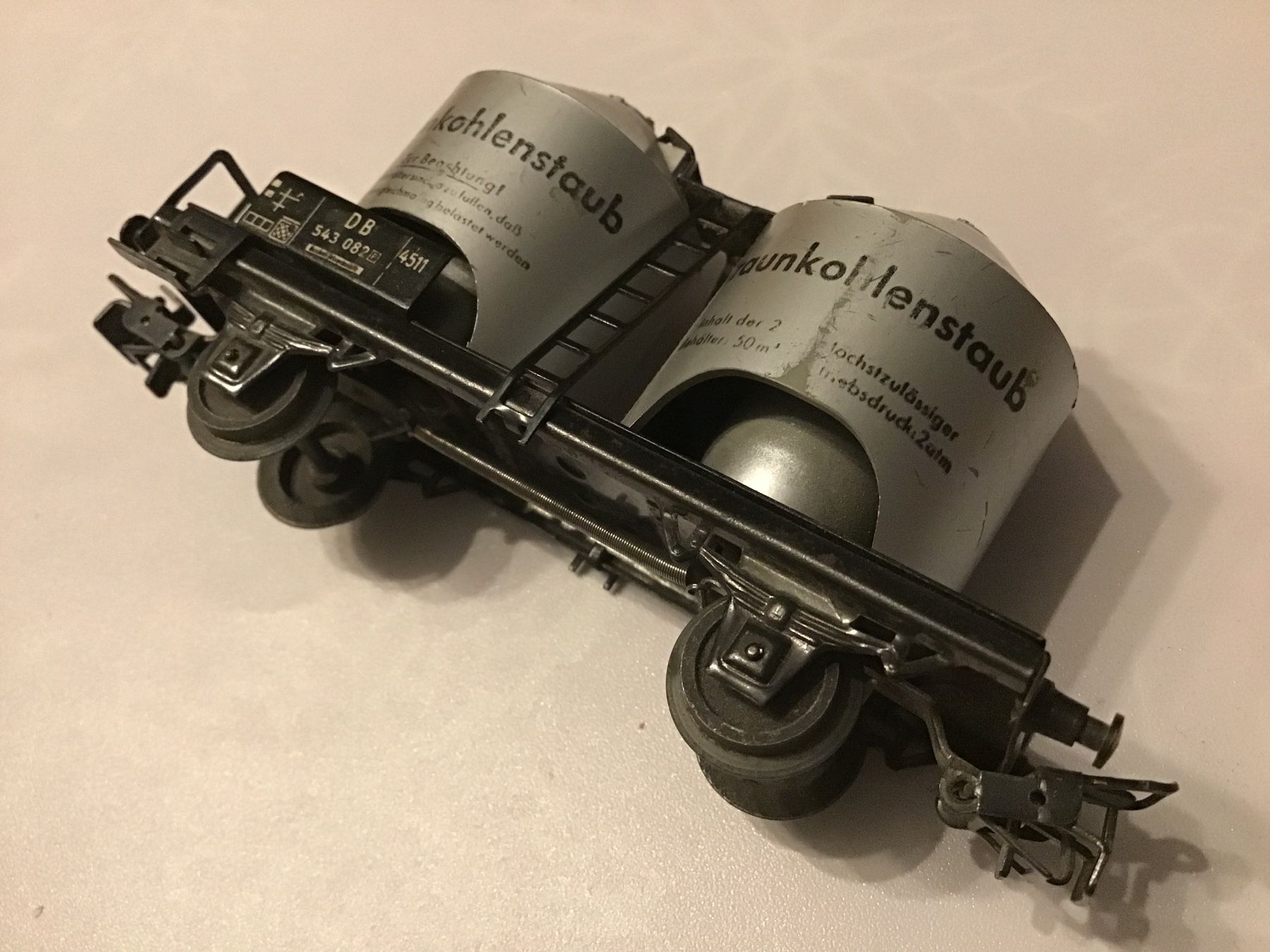 Märklin Modellini di ferrovie: Märklin Güterwagen Braunkohlenstaub Nr. 4511 – Usato da Scherzingen venduto da Starseller62 2
