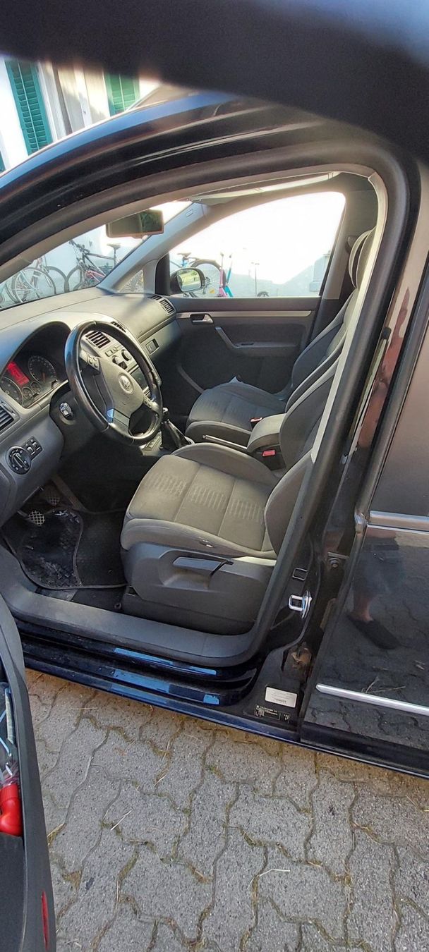Automobili: VW Touran TSI 1.4 – Usato da Uster venduto da Taschenbier 5
